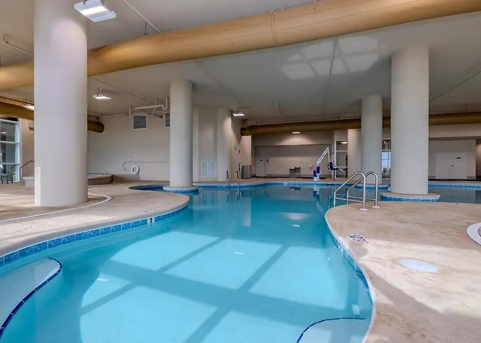 Phoenix Gulf Towers 1507 Apartment