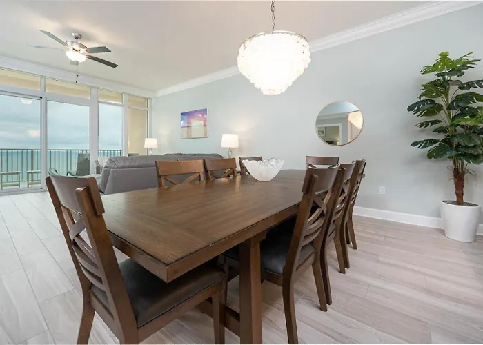 Phoenix Gulf Towers 1507